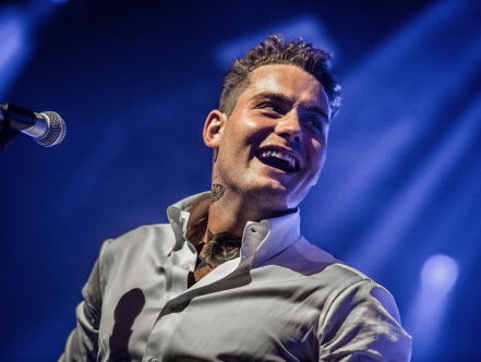 Gast Stemfinaledag: Douwe Bob