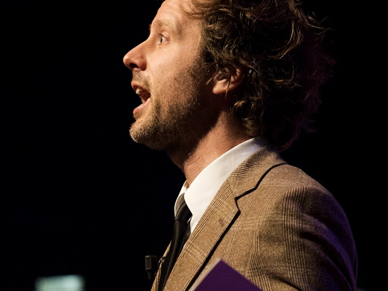 Ronald Snijders 'Als Mens' terug in het theater