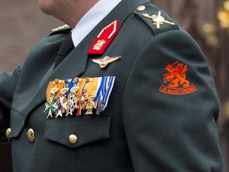 Koning Willem-Alexander is benoemd tot Ridder van de Kouseband