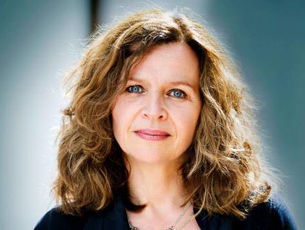 Minister Schippers 'ongelofelijk trots op onze zorgmedewerkers'