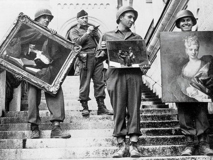 Roofkunsttentoonstelling in Deventer