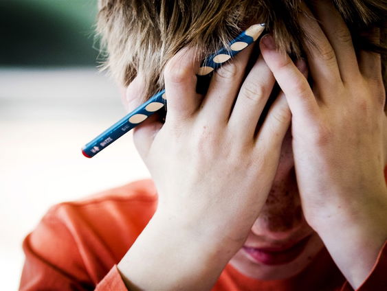 Schrijver Jan Heemskerk maakte een boek om te stoppen met tobben!
