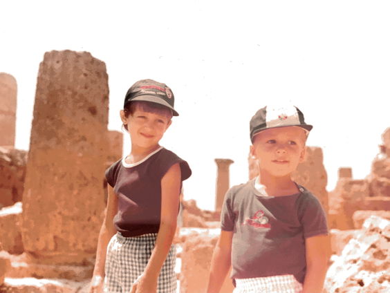 Saskia over haar broer Jonathan Vandenbroeck (Milow)