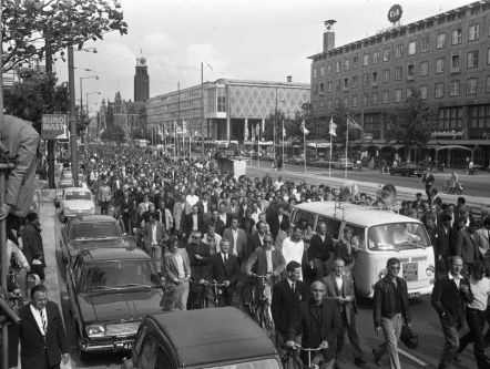 1970: Staking in de haven van Rotterdam