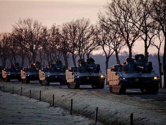 Plaatsnaambord Steenwijk mee naar Afghanistan