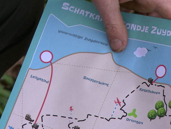 Ouderwetse autospeurtocht in een modern jasje