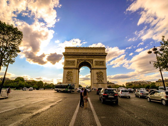 De Champs-Elysees wordt een grote tuin