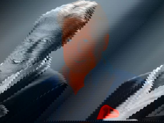 Hans Kazan is 'De Man Die Bijna Alles Kan'