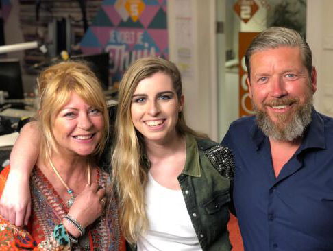 Zangers Lizzy V boekt succes in Nashville, maar ook Nederland blijft ze trouw