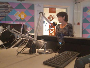 Mirjam Oldenhave leest voor uit 'Weet Ik Veel'