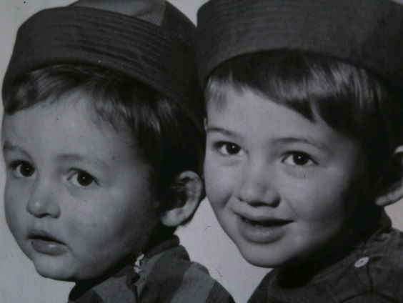 Stijn over zijn broer Bart Peters