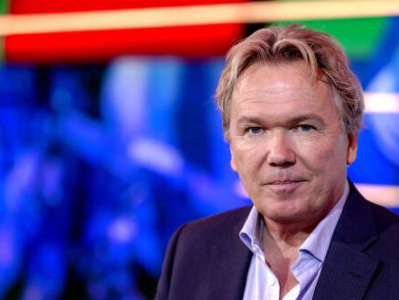 Tom Egbers over Toms Engeland