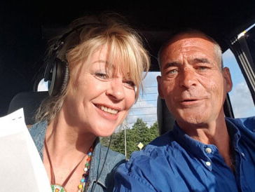 Manuela en Early Bouwman onderweg in een Canta