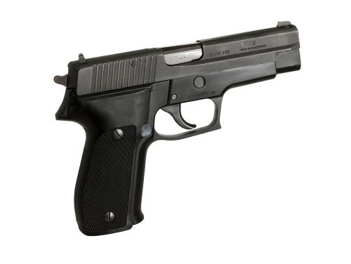 Hoe gaan andere filmmakers om met wapens op de set, n.a.v. Robert Oey