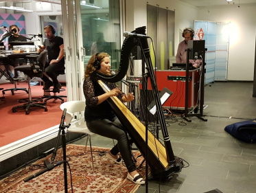 Iris Kroes zingt Calm after the storm