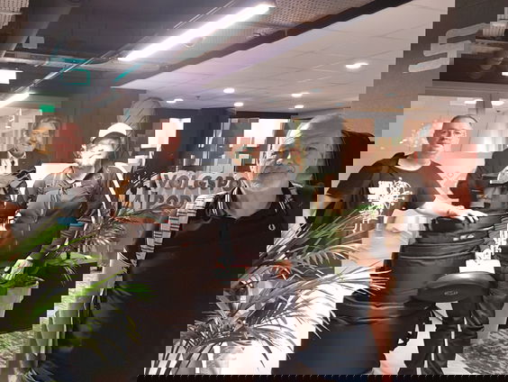 Ocobar speelt Eric Clapton