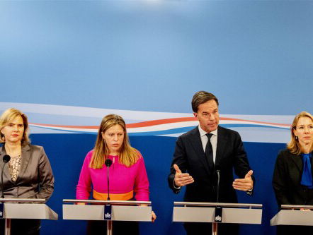 De broekriem aanhalen