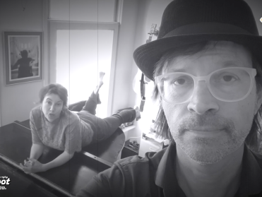 Niet zonder ons met Ko de Laat