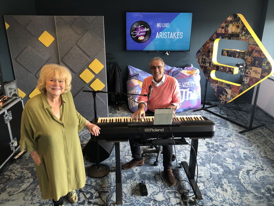 Aristakes te gast bij TinekeShow!