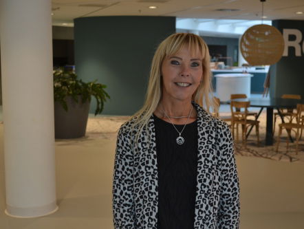 Anita zoekt jeugdliefde Cees Deel 3