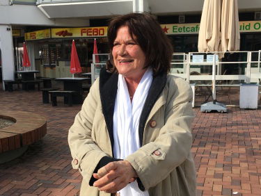 OZNJ: Titia Helder zoekt beste vriendin Carina