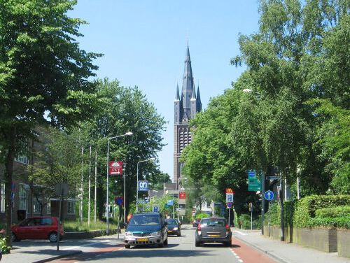 Nieuw boek over honderd jaar Hilversum Mediastad