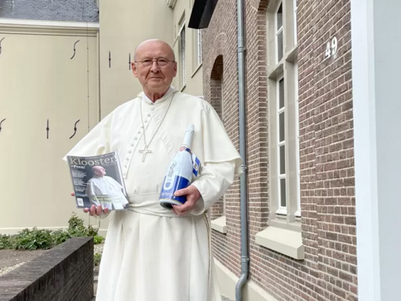 Norbertijnen van de Abdij van Berne brengen glossy en jubileumbier uit