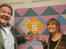 Fay Lovsky over Drs. P.