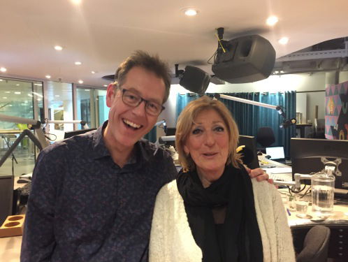 Marga van Praag is gastpresentator/gasthoofdredacteur