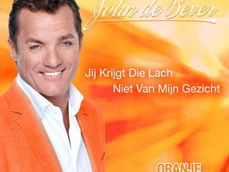 John de Bever op 1 in de iTunes Top 100 met Oranjelied