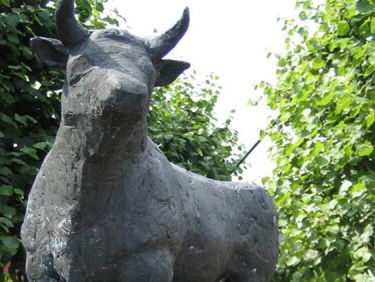 Help! Den Bronzen Os is verdwenen