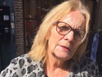 OZNJ: Roelie Sieders zoekt foto's van overleden vader