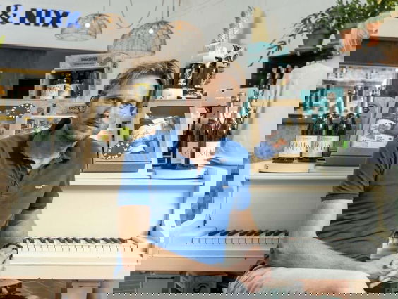 Wim Boekema is van 'NIX & NIX' uit Haarlem en heeft de eerste alcoholvrije slijterij geopend