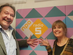 Fay Lovsky over Drs. P.