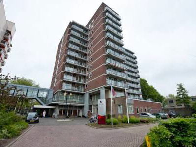 Remi Jacobs is zorgpersoneel nabij