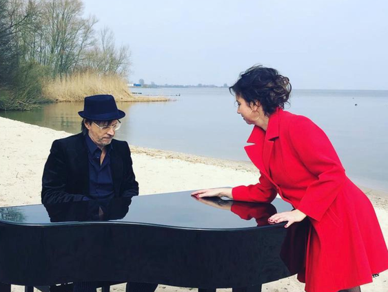 Britta Maria en Maurits Fondse bezingen de week