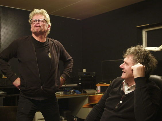 'God schiep uit gouden korenaren, de Drenten en Twentenaren'