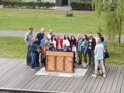 Syrisch vluchtelingenkoor gaat viral met Mag Ik Dan Bij Jou