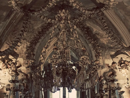 Vakantietip: De 'bottenkerk' van Praag