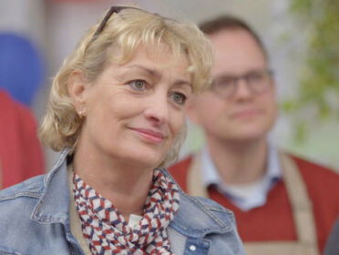 Afvaller Heel Holland Bakt aan de telefoon