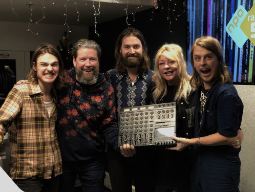 De MAX! Kantoorsessies met DeWolff!