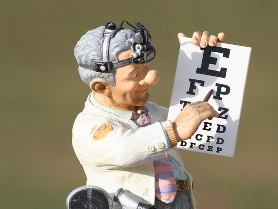 SeniorWeb: zo doe je eenvoudig een gehoor- en oogtest