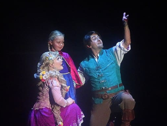 Bert's decemberwens: Wie is de 'Anna' die afgelopen zondag een gastrol had bij Disney On Ice in Ahoy?