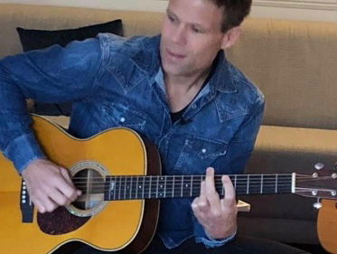 Vermist: De gitaar van Jaap Kwakman