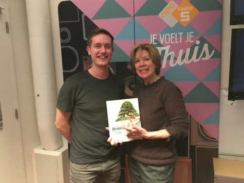 Oscar is helemaal idolaat van bonsai-boompjes