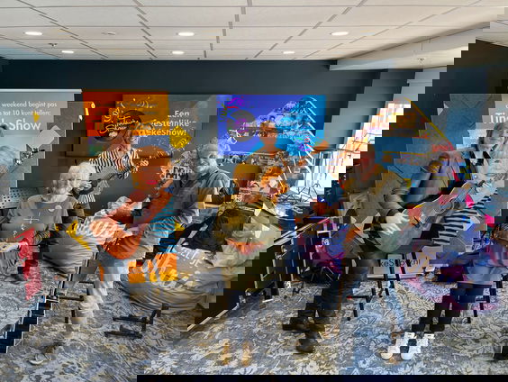 Live in TinekeShow: The LSB Experience