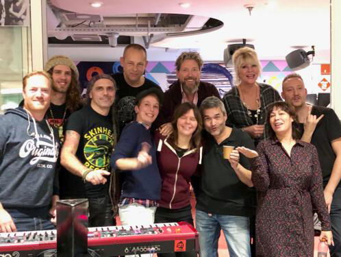 Swingen met The Roosterz live in club De MAX!