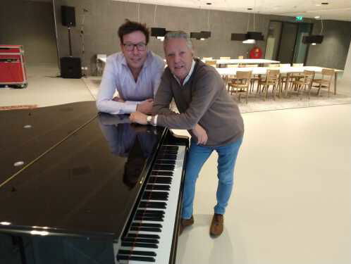 Jan Rietman op zoek naar luisteraar om stemweek te openen