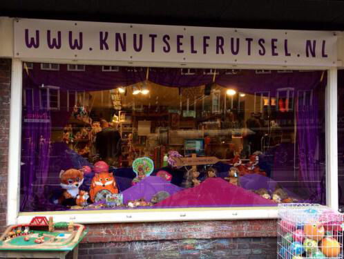 Wat een vak: speelgoedwinkeleigenaar