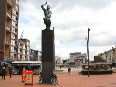 Bronek loopt het kunstommetje in Roosendaal